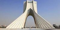 نورپردازی پرچم چین روی میدان آزادی/ ماجرا چیست؟
