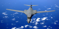 پرواز بمب افکن ها استراتژیک آمریکا در اوج تنش با کره شمالی + عکس