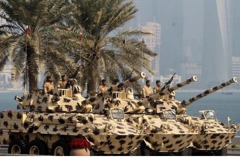 اعزام نیروهای زرهی ارتش قطر به مرز عربستان