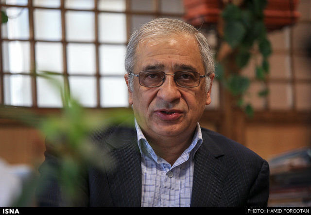 رئیس کل پیشین بانک مرکزی تشریح کرد؛ سه چالش بزرگ بانکی ایران