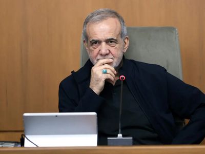 تصاویر| حضور پزشکیان در مراسم گرامیداشت شهدای اقتدار