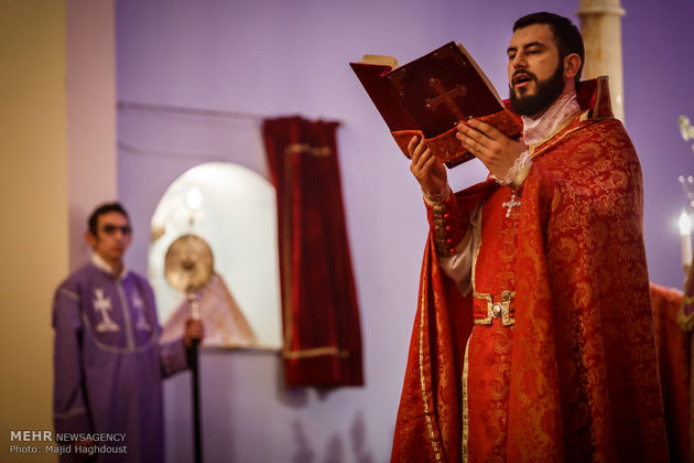 مراسم سال نو میلادی در کلیسای سرکیس مقدس