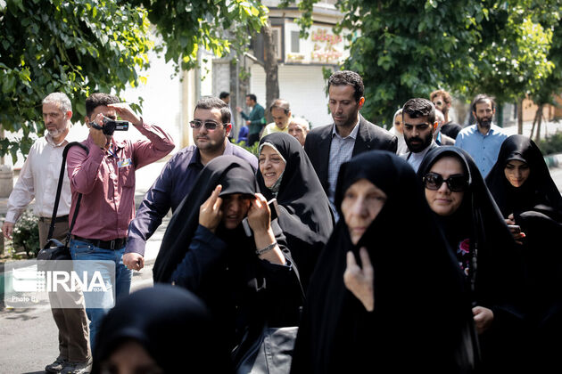 تصاویر مسئولان عالی‌رتبه کشور در راهپیمایی روز قدس