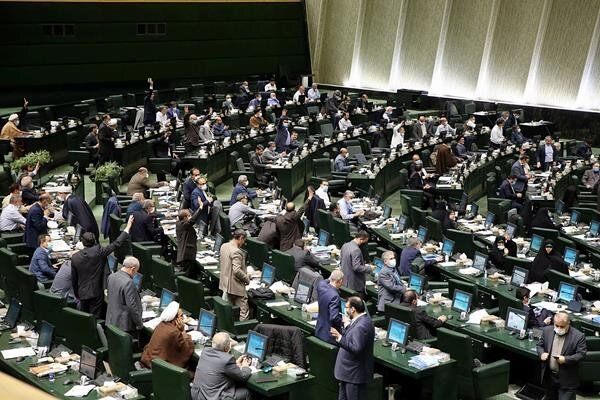 راهکارهای مجلس برای اجرای مصوبات سفرهای استانی رهبر انقلاب