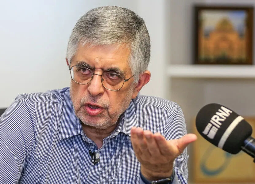 کرباسچی: زدن سه کشتی در تنگه هرمز بهانه نقض تفاهمنامه اسلام‌آباد شد / همه هم می گویند نمی دانیم چه کسی سه کشتی را زده است/ می شود که رئیس جمهور نداند؟