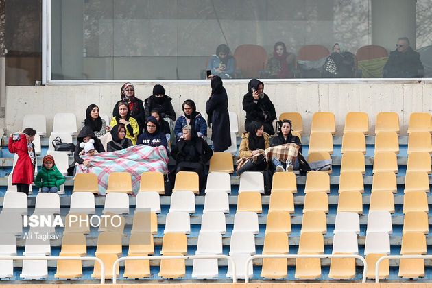 لیگ برتر فوتبال زنان؛ آذرخش تهران و ذوب‌آهن اصفهان