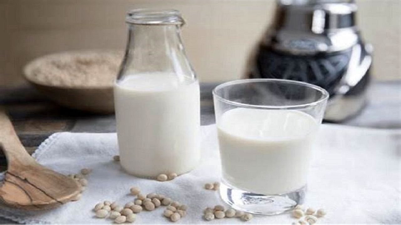 قیمت شیر کم چرب در بازار چند؟
