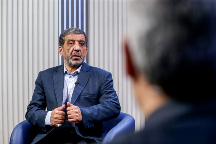 ضرغامی: موشک سجیل که زدیم اسرائیل دستهایش را بالا برد و به آمریکا پناه برد