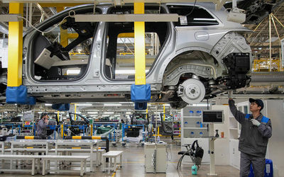 اثر حذف ارز ترجیحی بر بازار خودرو | کاکایی: بازار رقابتی، کیفیت محصولات و خدمات را بالا می‌برد | صف‌های ۱۰ میلیون نفری لاتاری خودرو برچیده می‌شود​