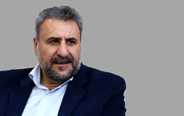 دولت رئیسی، دولت سوم احمدی نژاد است؟/ روایت فلاحت‌پیشه از فرش قرمز برجام پیش روی رئیسی