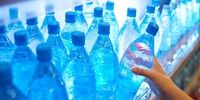 این نشانه ها می گوید که زیادی آب می نوشید