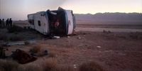 15 زخمی در تصادف اتوبوس با کامیون در جاده مهریز یزد