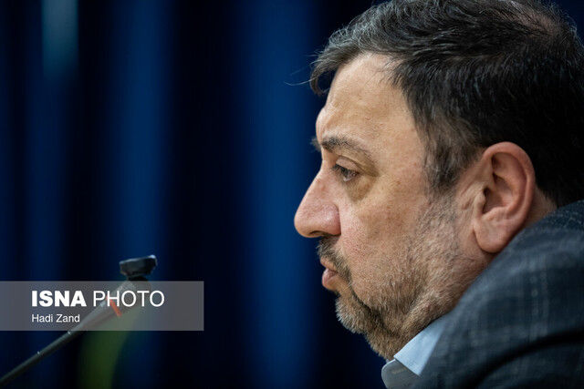 فیروزآبادی: به شدت با اینترنت طبقاتی مخالفم | انتقادی به سیم کارت سفید نباید باشد زیرا... | می‌توان با مافیای فیلترشکن برخورد کرد اما نتایج درخشان نخواهد داشت