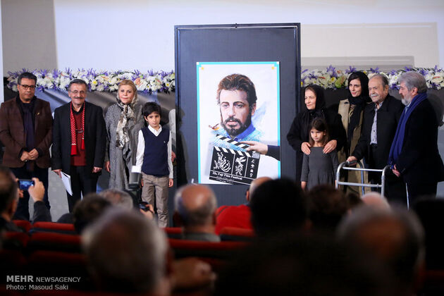 رونمایی از پوستر سی و پنجمین جشنواره فیلم فجر