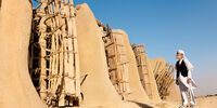 در اینجا از باد نان در می‌آورند!