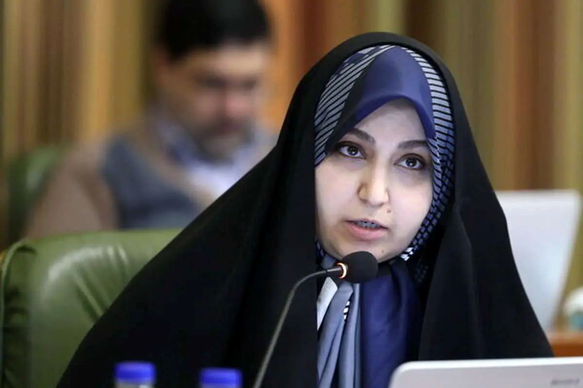 انتقاد نرجس سلیمانی از عملکرد زاکانی / باید میزان بدهی جدید بانکی ایجاد شده و دلیل اخذ هر وام و شرایط بازپرداخت گزارش شود