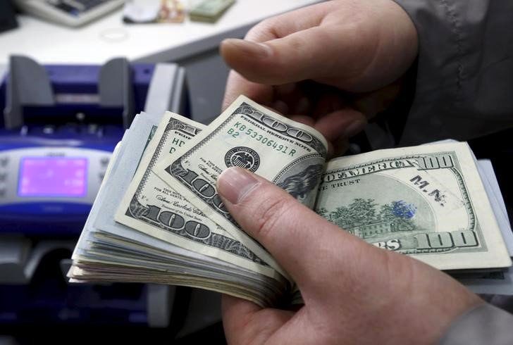 فرمان راه اندازی بورس ارز در دست بانک مرکزی