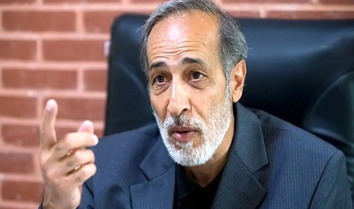 کنایه تاجیک به دولت محمود احمدی‌نژاد / متاسفانه کشور و مردم دارند جور آن زمان را می‌کشند