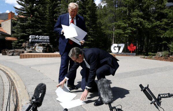 نماینده پوتین: استارمر به زودی استعفا می‌دهد؛ بوی دردسر به مشام می‌رسد اما با این حال، بینی او سفید است! / عکس