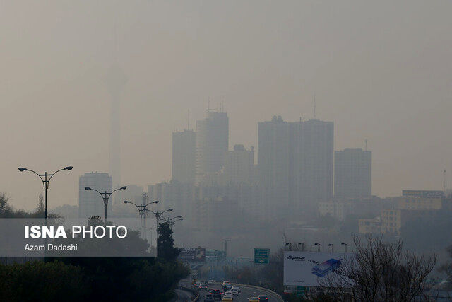 هشدار جدی نسبت به آلودگی هوای تهران/طبق قانون می‌توان دورکاری را اجرایی کرد