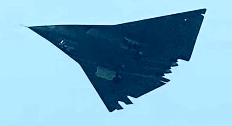 کابوس آمریکا پرواز کرد؛ این «غول پنهانکار»، ۴۰۰۰ کیلومتر برد عملیاتی دارد