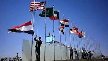 غیبت ایران در شرم الشیخ و شکل گیری دوگانگی نمادین در کشور / مسئولان دیپلماسی: نمی رویم که تحقیر نشویم؛ افکار عمومی: ایران به حاشیه رفته است