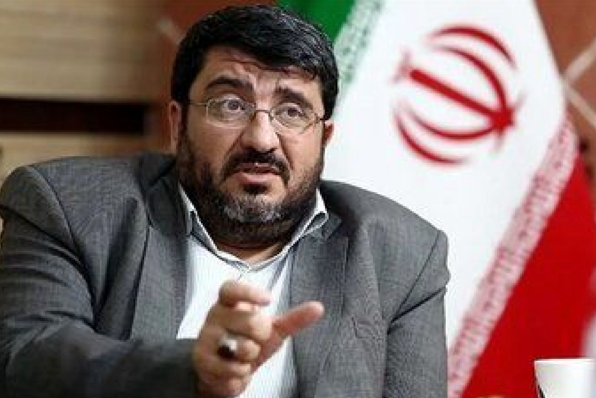 فواد ایزدی: احتمال حمله آمریکا وجود دارد / هنوز کارشان تمام نشده است + فیلم