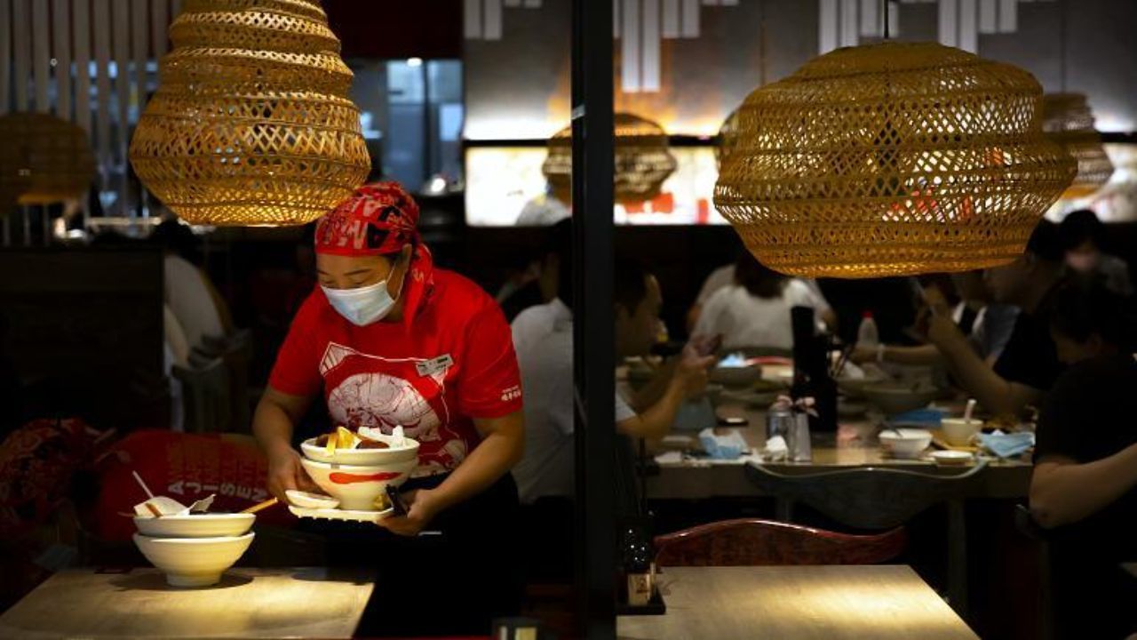 جریمه سنگین اسراف غذا در چین!/ قوانین عجیب رستوران ها در این کشور