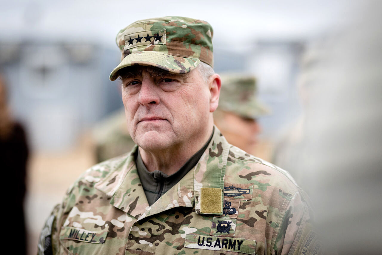 جزئیات سفر رییس ستاد مشترک ارتش آمریکا به فرودگاهی نامشخص در نزدیکی اوکراین