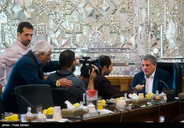 دیدار اعضای شورای شهر تهران با رئیس مجلس
