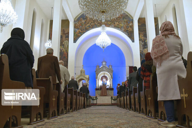 جشن سال نو میلادی در کلیسای سرکیس مقدس تهران