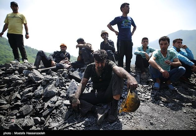 تصاویر ریزش معدن زغال سنگ یورت در آزادشهر