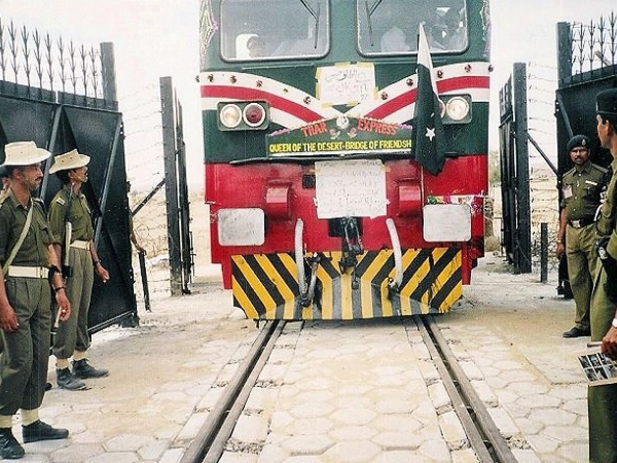 توقف حرکت قطارها از هند به سوی پاکستان