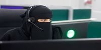 نخستین استخدام دولتی 7 زن در عربستان + عکس