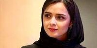 تصویری از ترانه علیدوستی در کنار پدرش