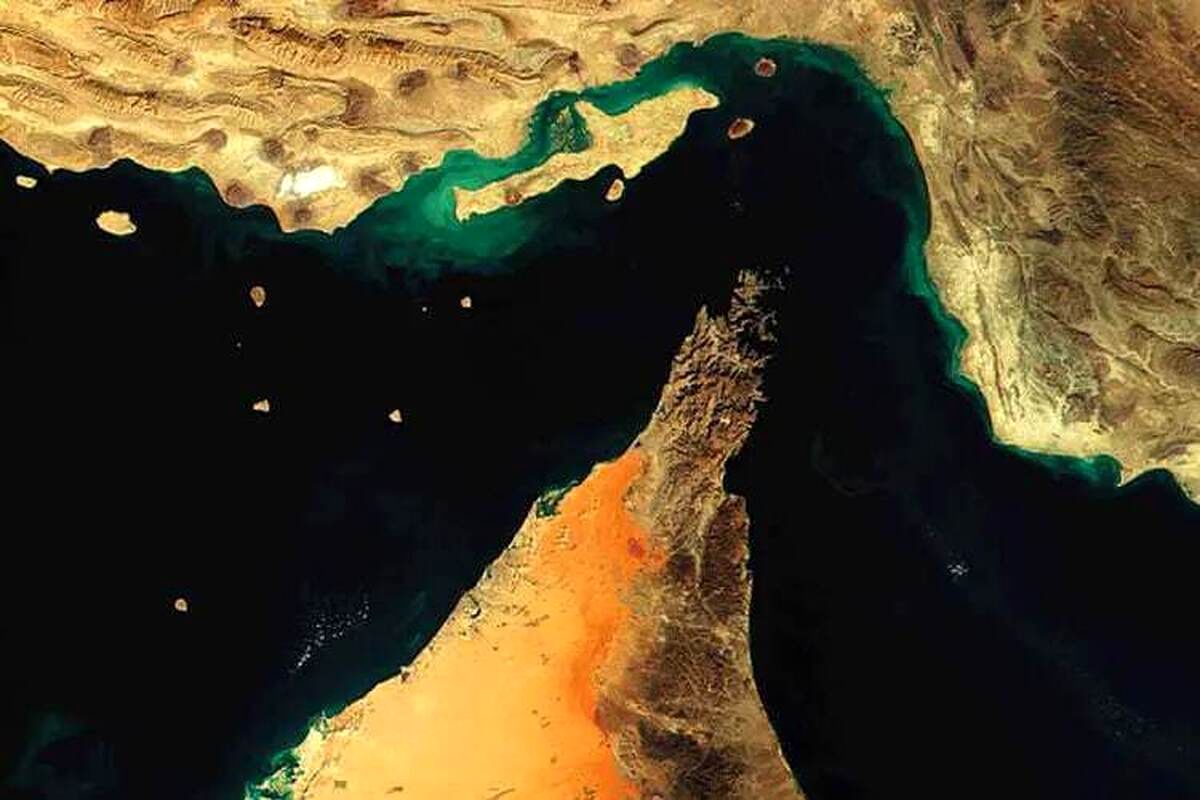 شوک درگیری نظامی ایران و آمریکا بر قیمت بنزین در آمریکا | ایران تحت فشار قرار گیرد، سراسر تنگه هرمز را مین گذاری خواهد کرد | یک بمب تصادفی، معادله را تغییر می‌دهد