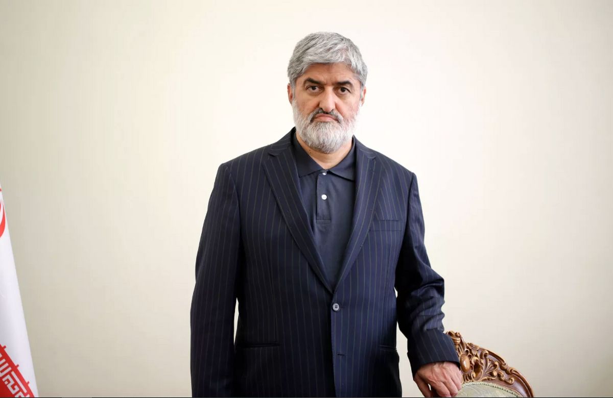 علی مطهری: پدرم مخالف حضور روحانیت در پست‌های اجرایی بـود/ اگر جمهوری اسلامی بخواهد فضای خفقان ایجاد کند، شکست می‌خورد