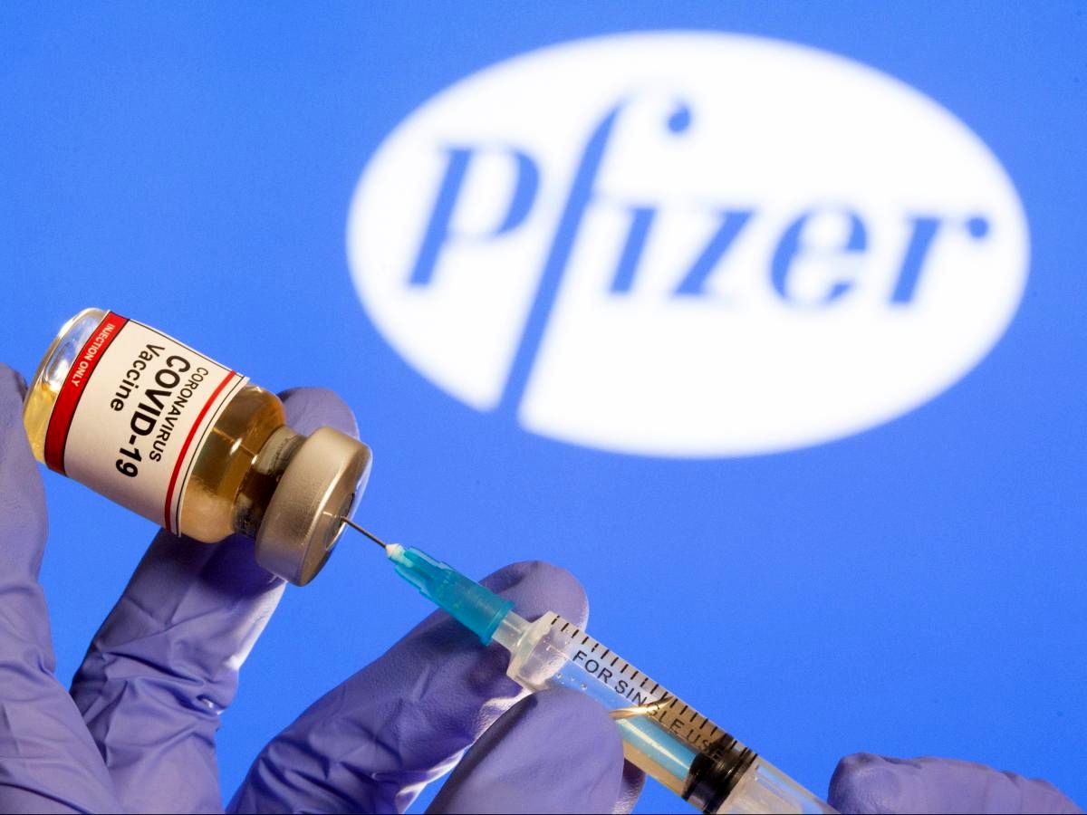 بانویی۹۰ ساله نخستین دریافت‌کننده واکسن فایزر-بایون تک در انگلیس