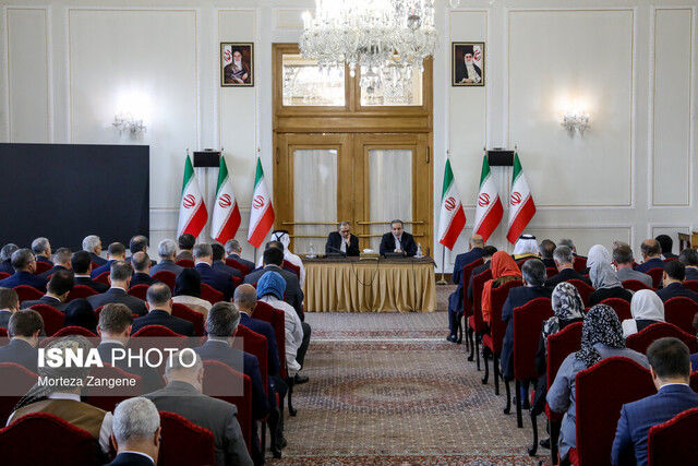 تماس دیپلماتهای ارشد اروپایی با عراقچی بعد از جنگ 12 روزه: برای بازگرداندن تحریم ها مصمم هستیم اگر... 3