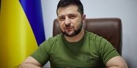 زلنسکی اسلحه شخصی اش را به این مرد هدیه داد+ عکس