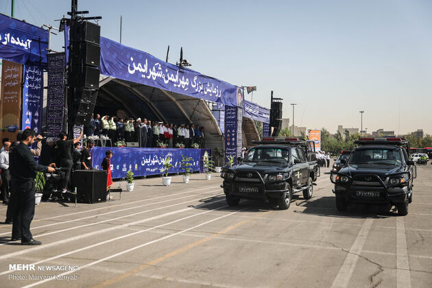 تصاویر جالب رزمایش نیروی انتظامی در بوستان ولایت