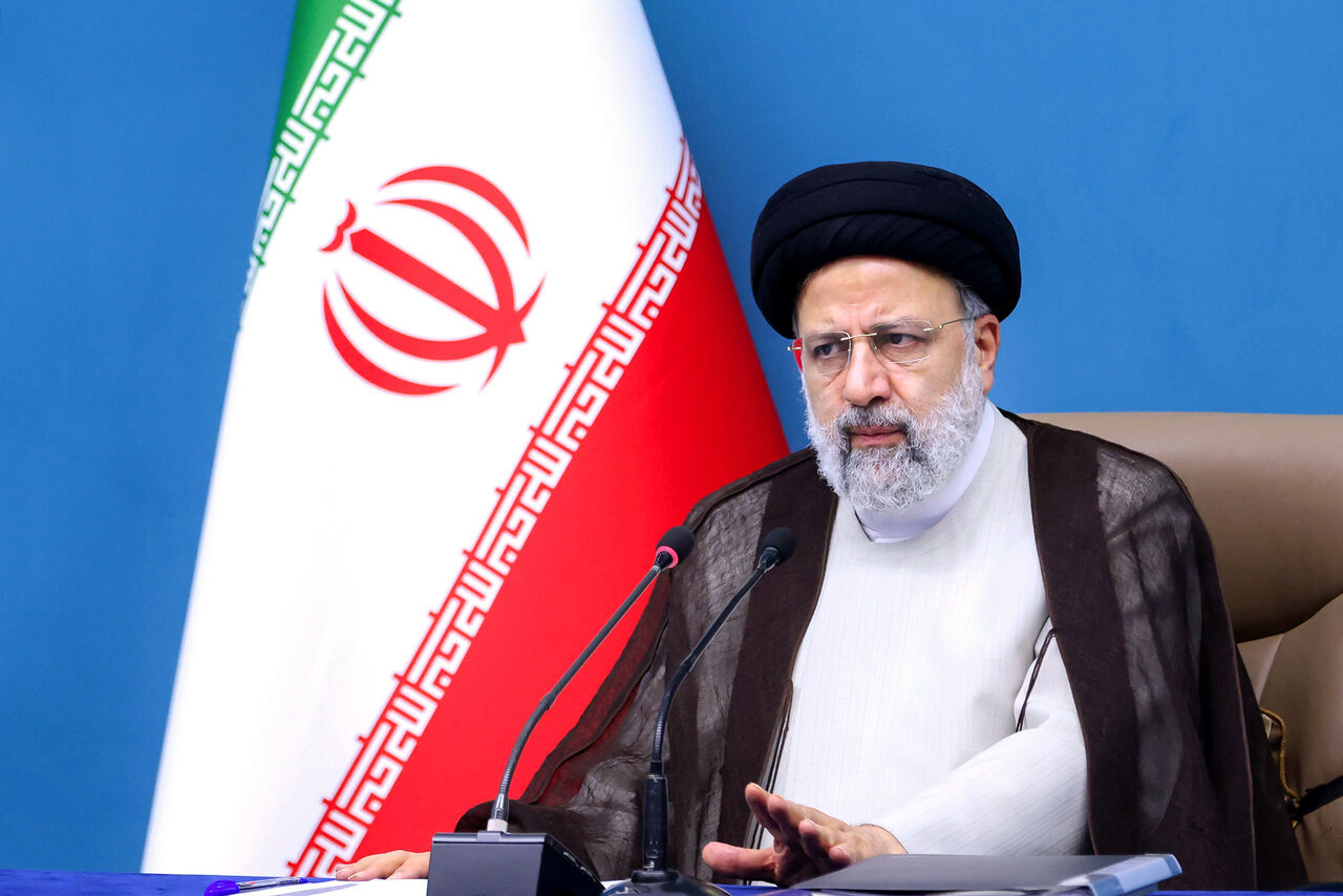 رئیسی هشدار داد/ آمریکا از ملت ایران سیلی محکمی خواهد خورد