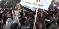 مردم عراق ماکت سفارت آمریکا را آتش زدند