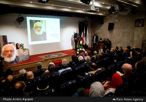 تولید 82 سالگی جمشید مشایخی