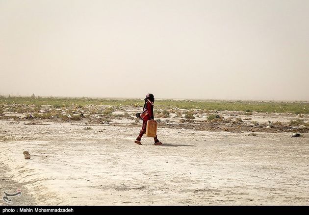 روستاهای هیرمند در بحران