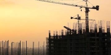 فرار خریداران از بازار مسکن | گوران: بسیاری از سازندگان خرد، توان ادامه فعالیت ندارند | وضعیت بسیار نگران کننده است