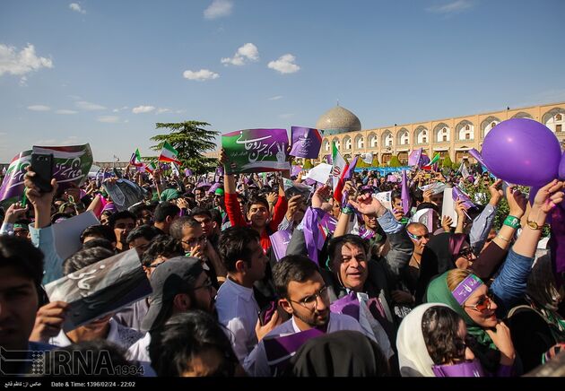 تصاویر سخنرانی حسن روحانی در میدان نقش جهان اصفهان