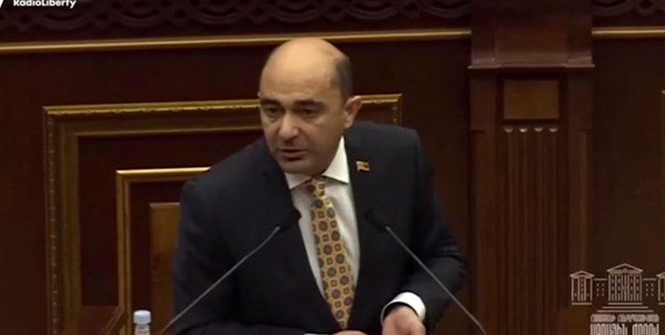 ویدئو| زدوخورد شدید نمایندگان در مجلس جمهوری ارمنستان
