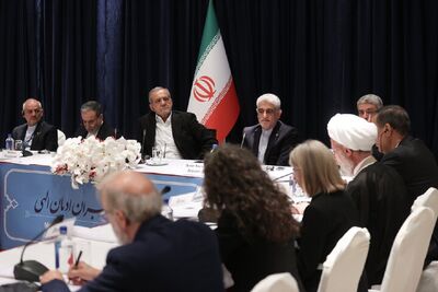 پزشکیان: به دنبال صلح و امنیت برای همه مردم دنیا هستیم
