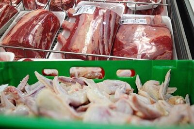 قیمت گوشت مرغ ، گوشت قرمز و دام زنده امروز پنجشنبه ۱۰ اسفند 1402/ افزایش قیمت مرغ+ جدول